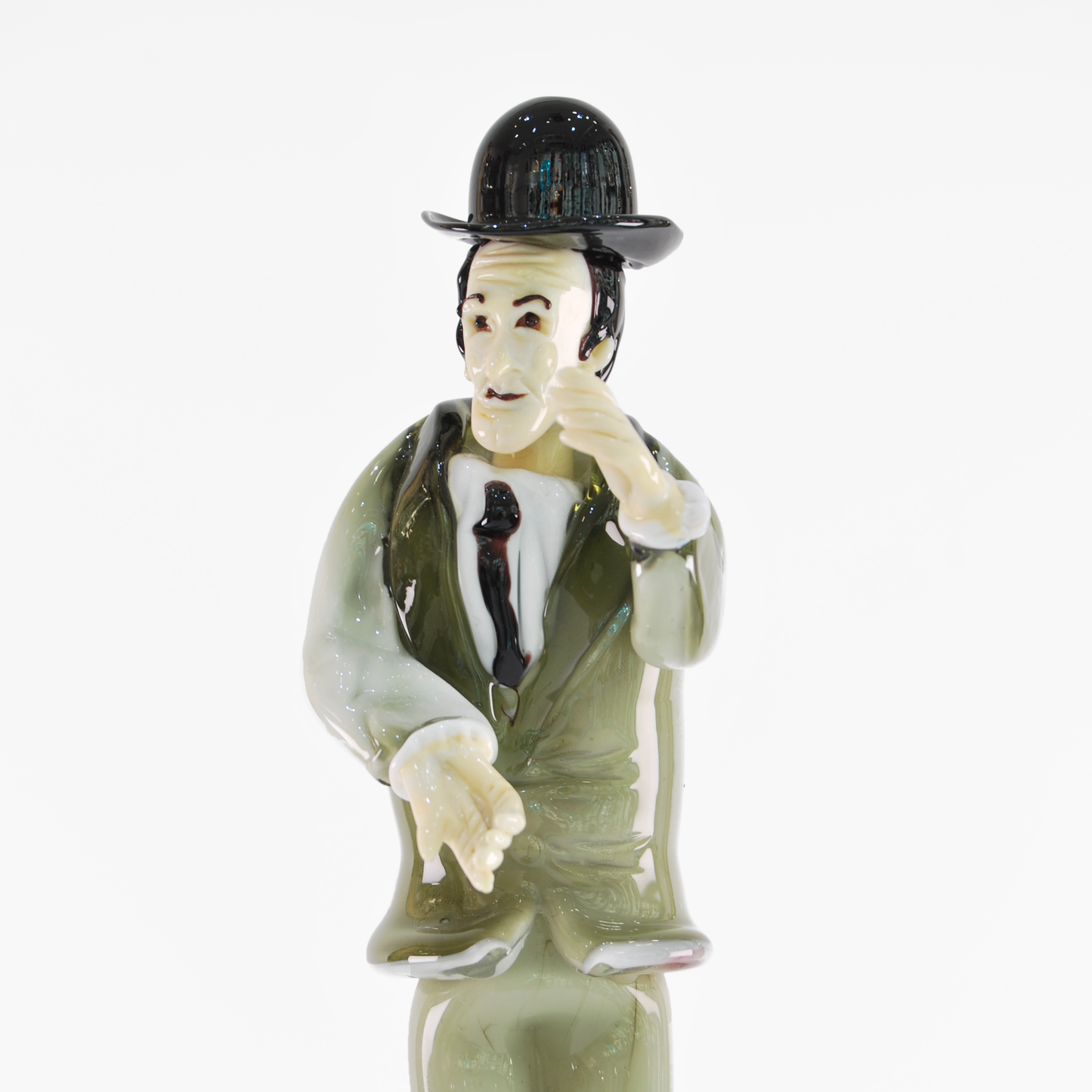 CHARLIE CHAPLIN IN GREEN SUIT 2