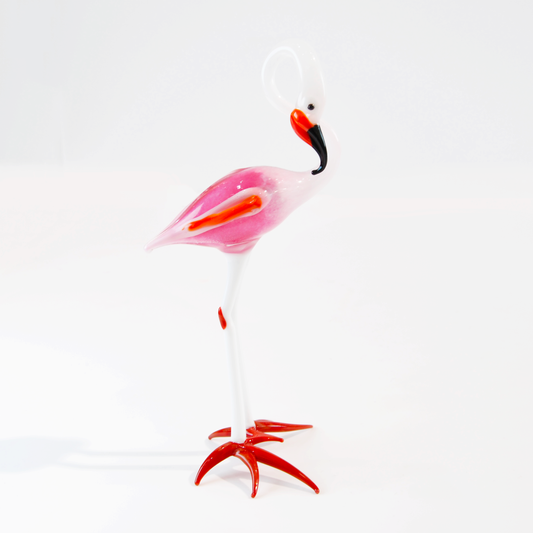 SMALL FLAMINGO WITH CLOSED WINGS
