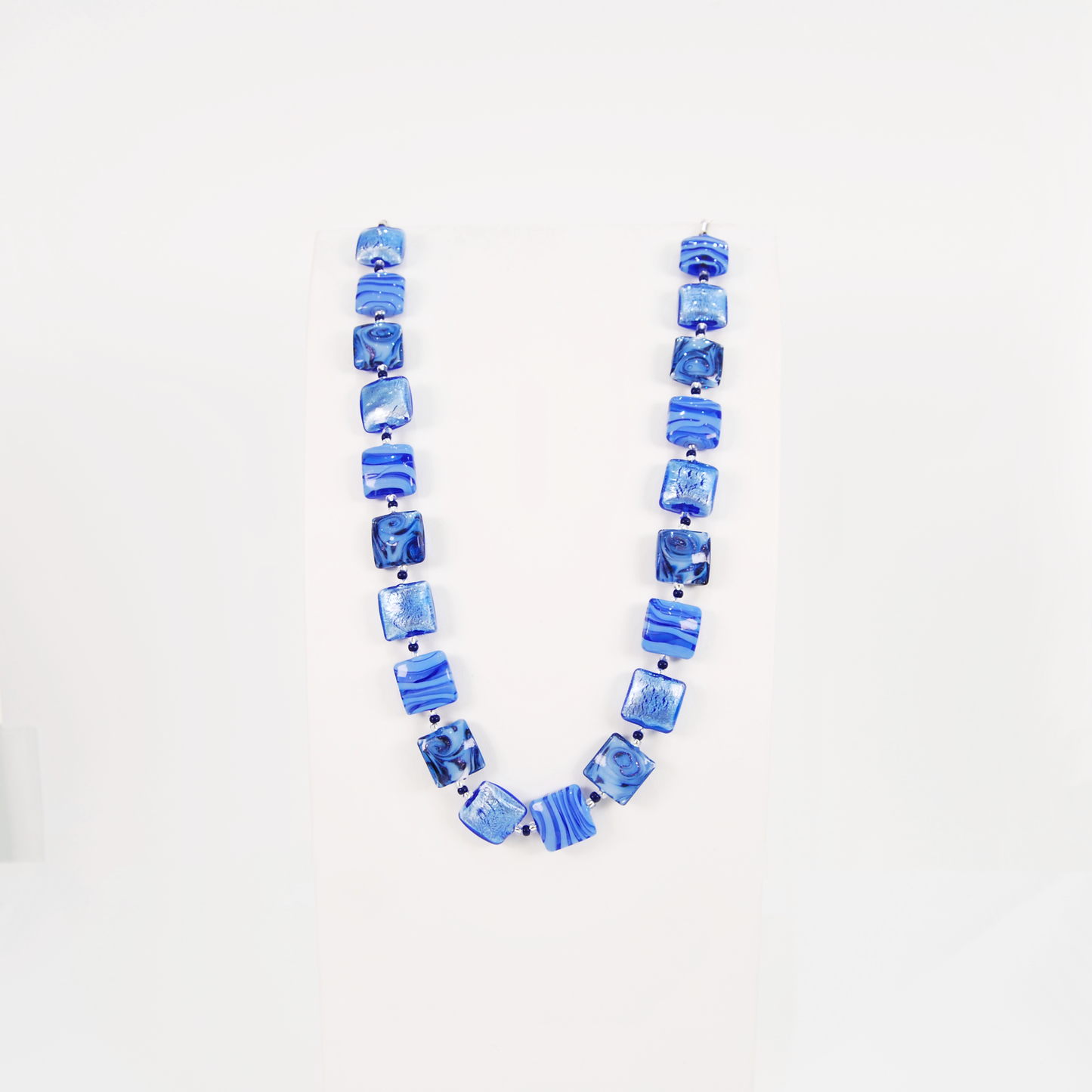 ELENA SILVER NECKLACE