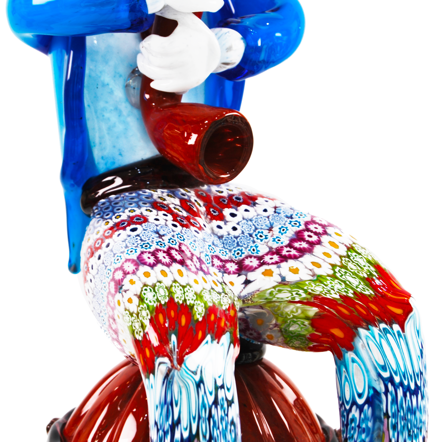 CLOWN PLAYING THE HORN