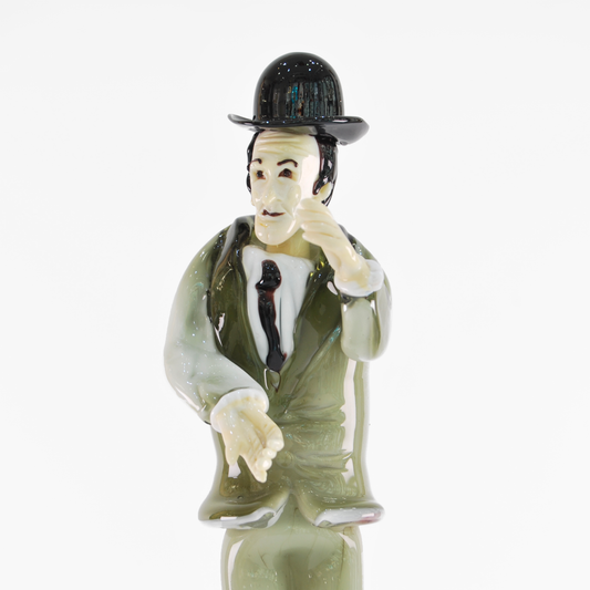 CHARLIE CHAPLIN IN GREEN SUIT 2