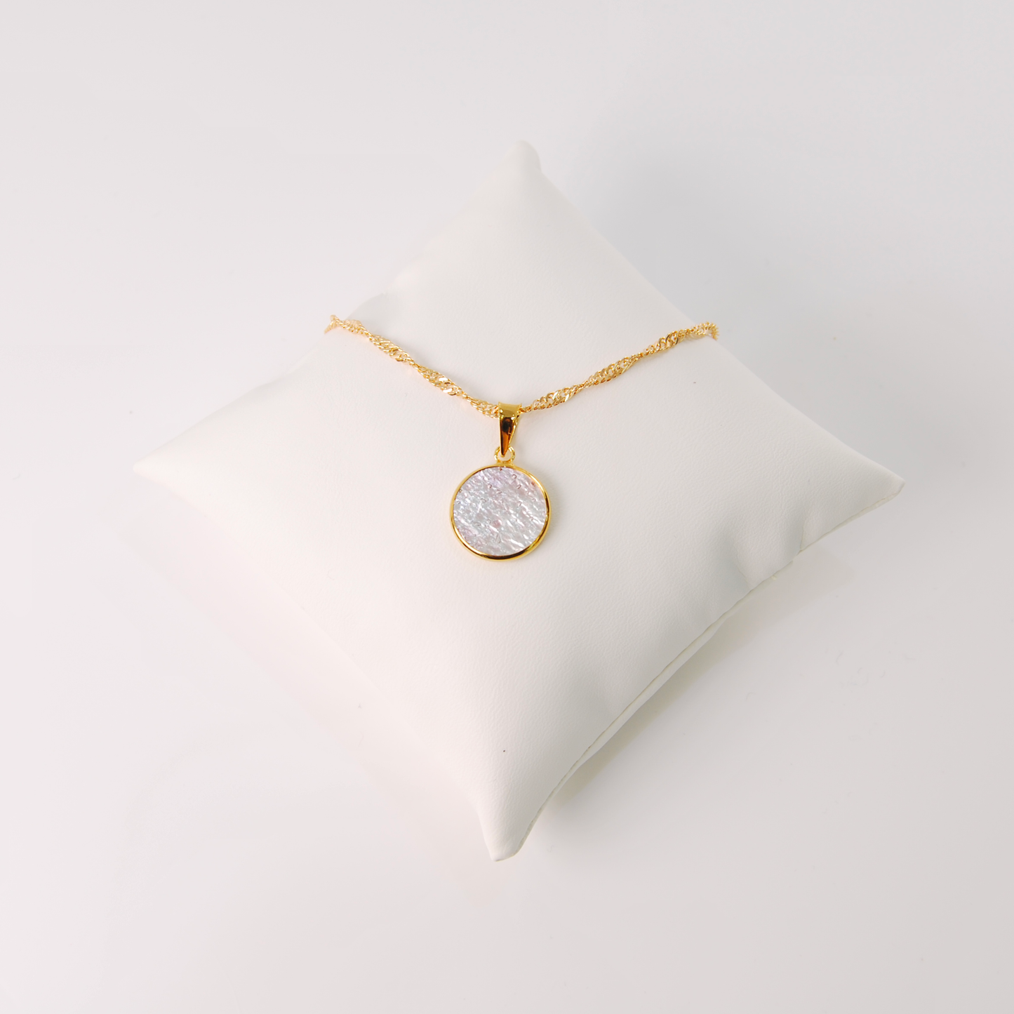 SMALL BOREALE MURANO GLASS GOLD PENDANT NECKLACE