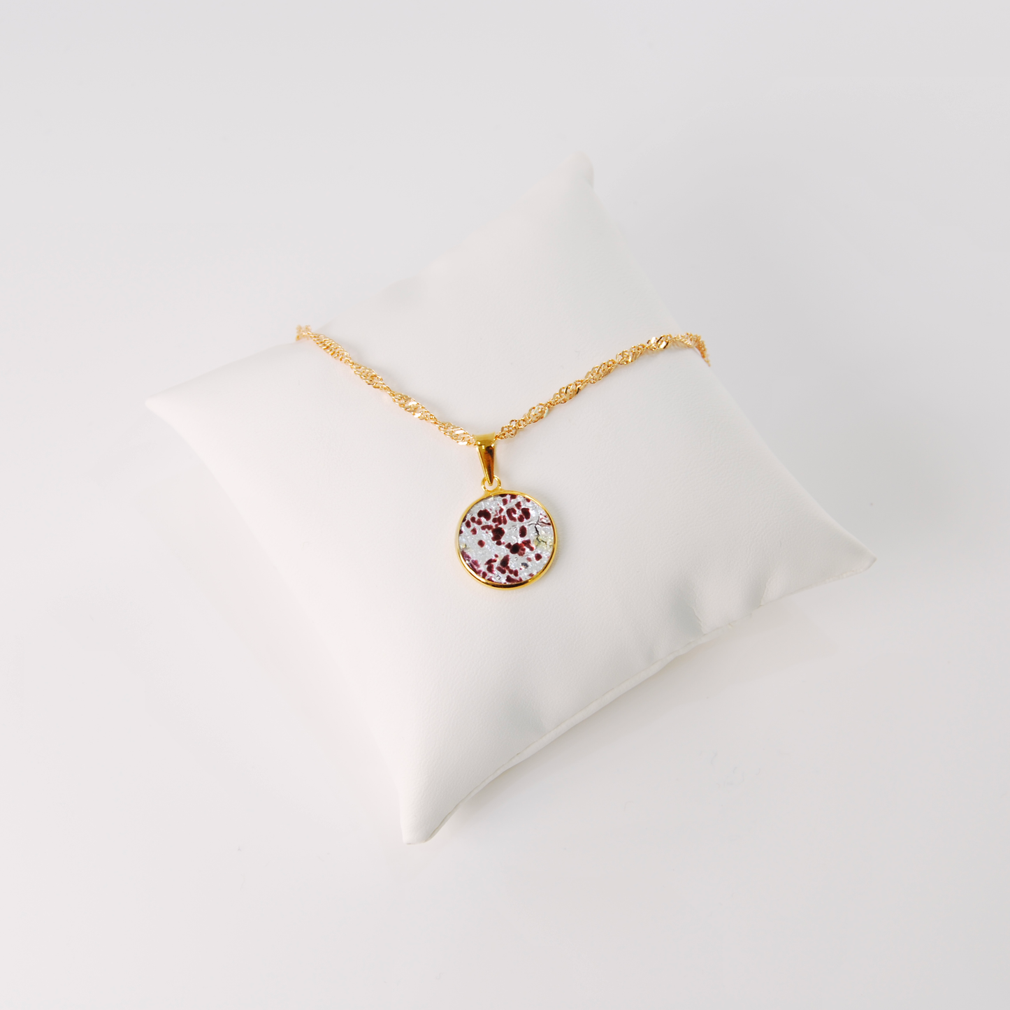 SMALL BOREALE MURANO GLASS GOLD PENDANT NECKLACE