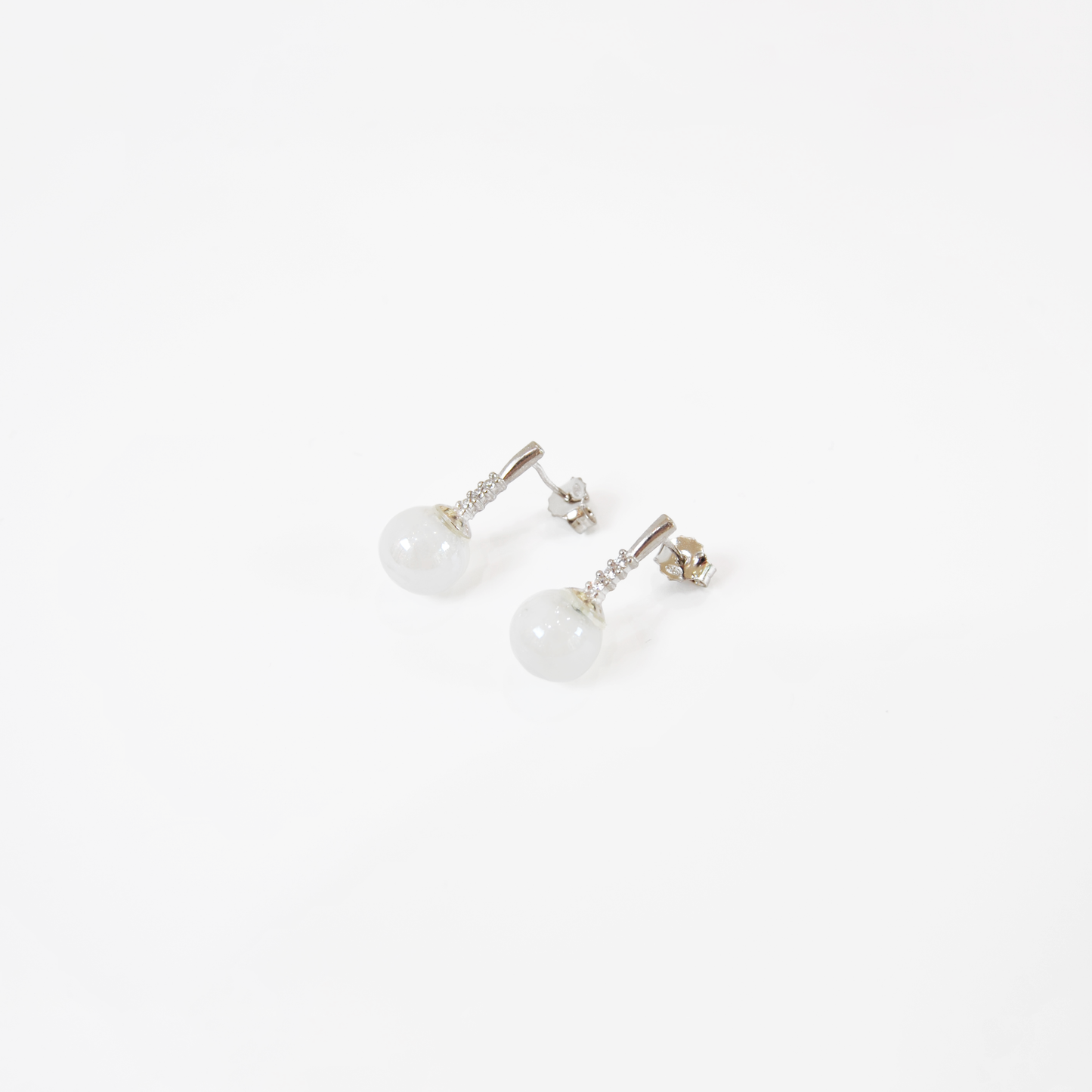 MURANO GLASS PEARL EARRINGS WITH SILVER FINISH