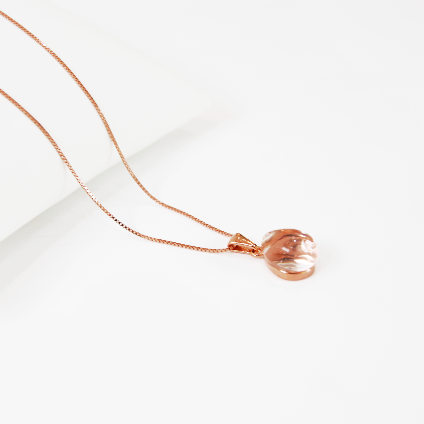 TEARDROP MURANO GLASS PENDANT NECKLACE IN ROSE GOLD FINISH