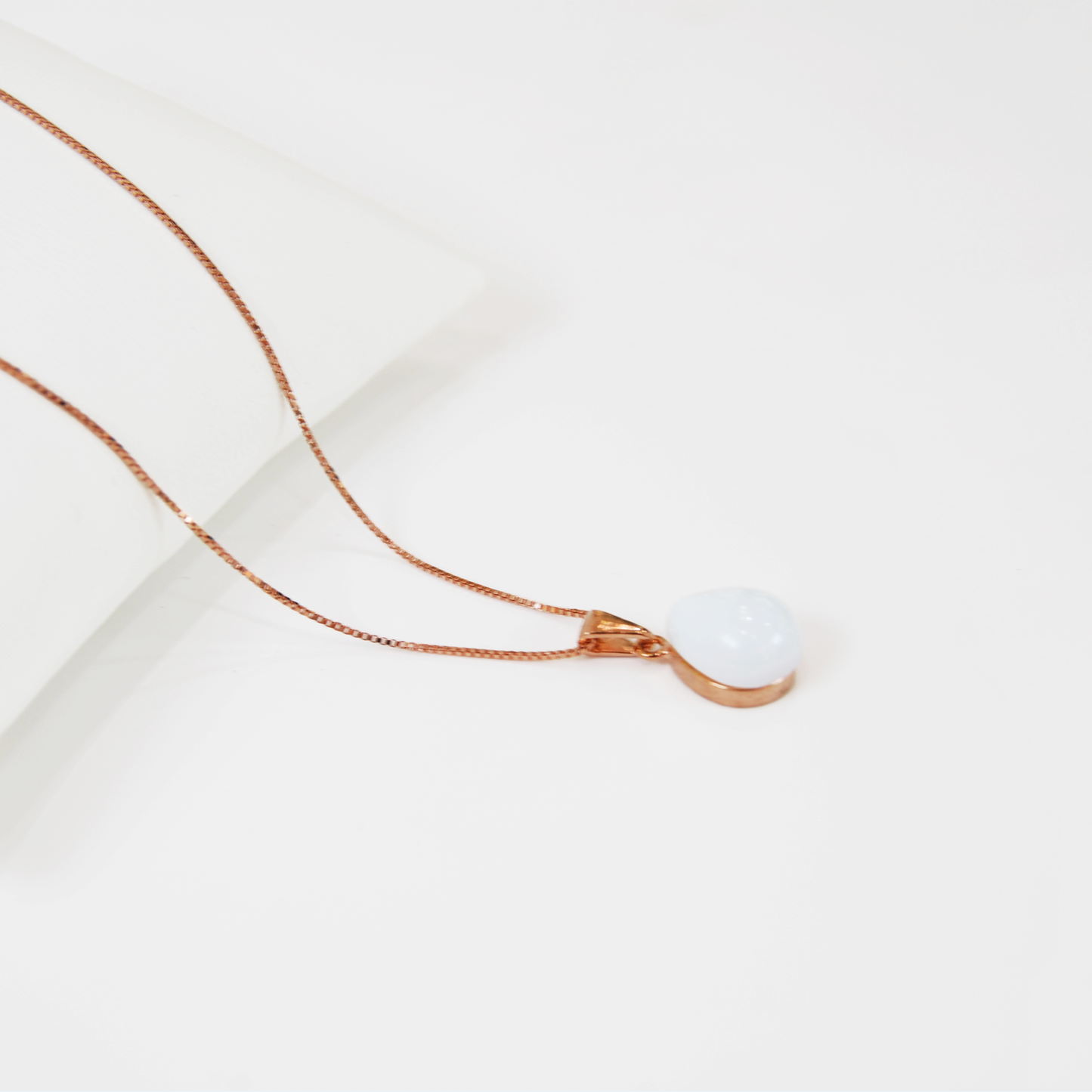 TEARDROP MURANO GLASS PENDANT NECKLACE IN ROSE GOLD FINISH