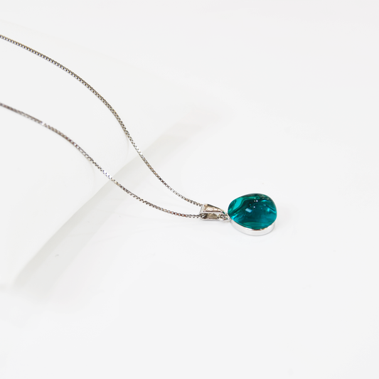 TEARDROP MURANO GLASS PENDANT NECKLACE IN SILVER FINISH