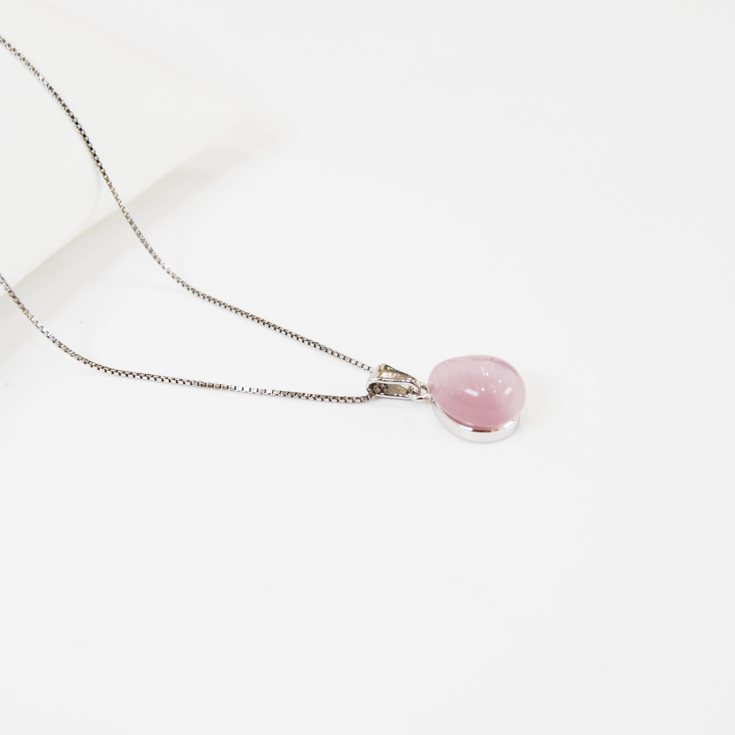 TEARDROP MURANO GLASS PENDANT NECKLACE IN SILVER FINISH